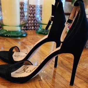 Sam Edelman Black Suede 4" heels 9.5 US